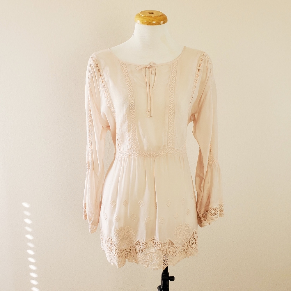 Johnny Was Embroidered Blouse - Picture 2 of 5